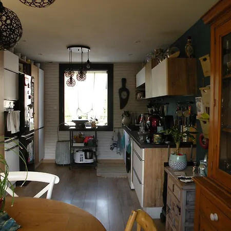 住宿加早餐酒店 Cooconing Salon Avec Canape Convertible Deville-les-Rouen